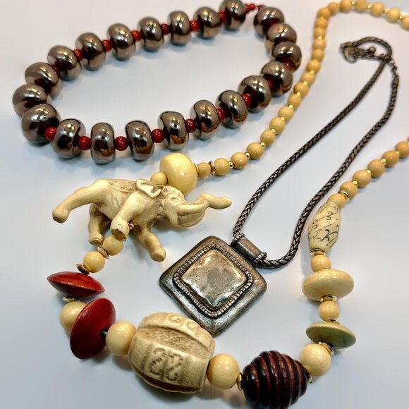 Vintage Boho Necklace Lot: Bohemian Ethnic Elephant Chicos Chunky Wood Silver - Picture 4 of 7